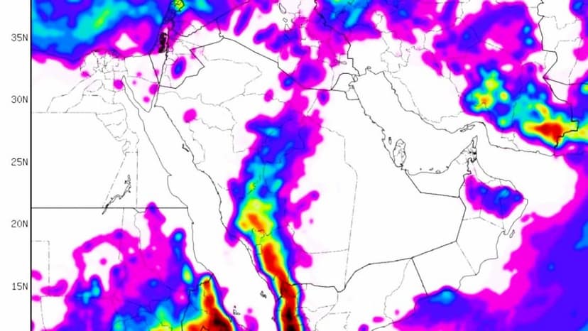 Storms and rain hitting Saudi regions... Official safety warnings.