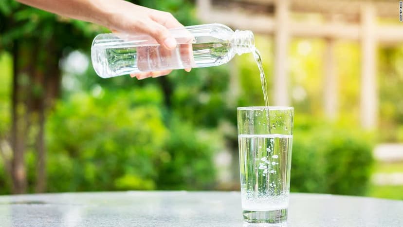 ¿Puede beber mucha agua causar la muerte? ¡Descubre la razón detrás de esto!