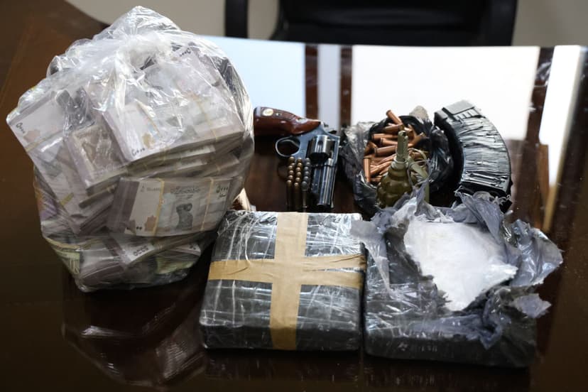 الداخلية: إلقاء القبض على شخصين متورطين في تهريب شحنة من المواد المخدرة قادمة من لبنان باتجاه سوريا