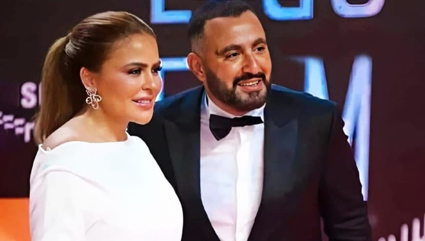 Après une large controverse, Ahmed El Sakka clarifie la raison de la publication Facebook offensante envers son ex-femme.