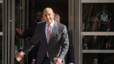 Tom Barrack discusses the Syrian file at the White House with Trump and Rubio.