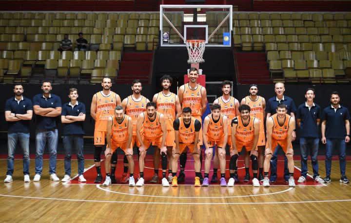 Un affrontement intense entre Al-Jaish et Al-Wahda en demi-finale du championnat professionnel de basket-ball demain à Alep.
