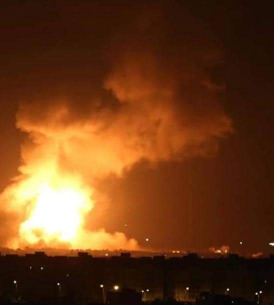 An Israeli drone attack causes a "powerful explosion" in the Iranian city of Kangan.