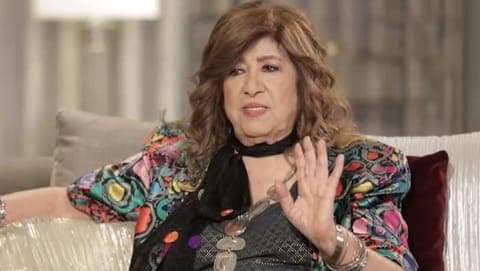 Asesinato de la artista siria Huda Shaarawi en su hogar en Damasco, las investigaciones están en curso