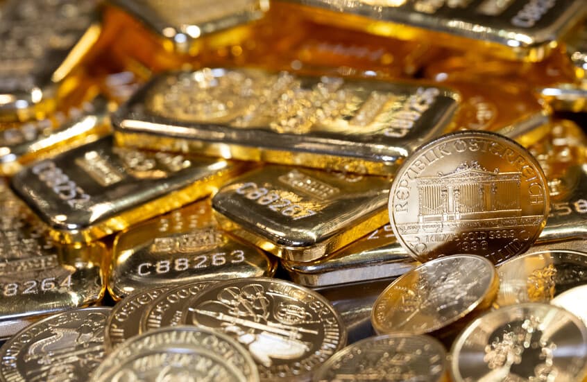 تقلبات المضاربة تضرب المعدن الأصفر: خبير يفسّر الهبوط الحاد والمفاجئ لأسعار الذهب