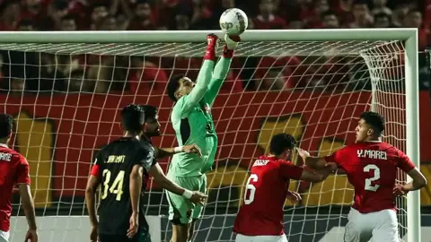 قرعة ربع نهائي دوري أبطال إفريقيا: مواجهات عربية نارية