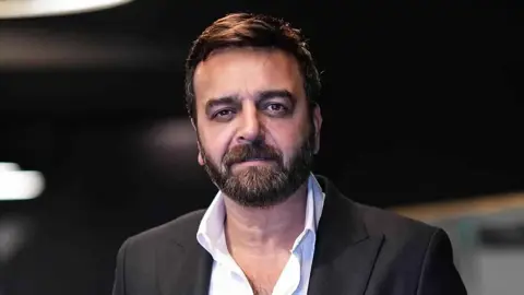 بعد 13 عاماً من الغياب.. سامر المصري يعود إلى البيئة الشامية بمسلسل “النويلاتي”