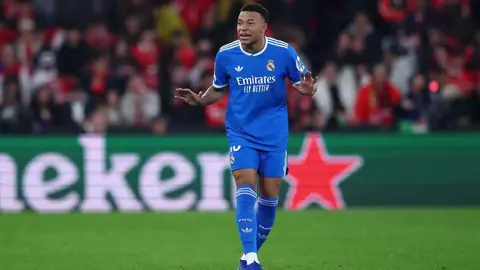 قلق في مدريد.. إصابة كيليان مبابي تضع مشاركته أمام بنفيكا تحت المجهر