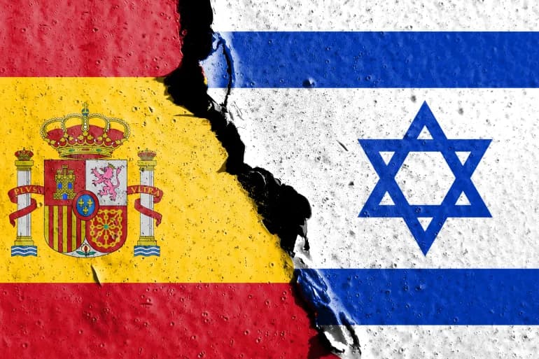 إسبانيا تعفي سفيرها في تل أبيب وتخفض تمثيلها الدبلوماسي بإسرائيل