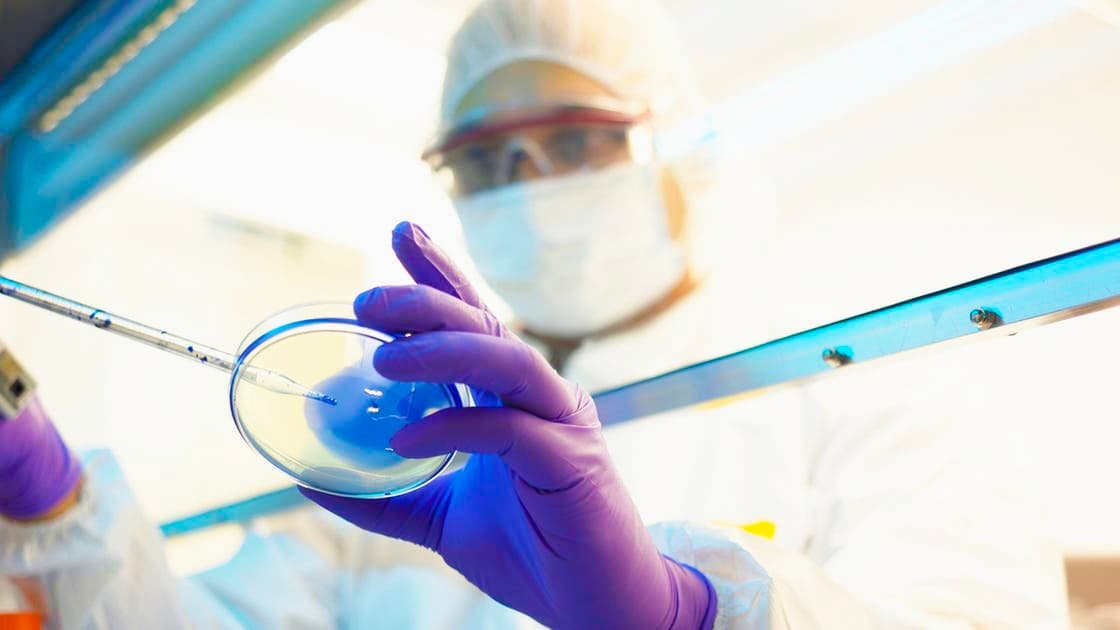 Norveçli bir bilim insanı, yönlendirilmiş enerji silahı denemesi sonrası "Havana Sendromu"na yakalandı