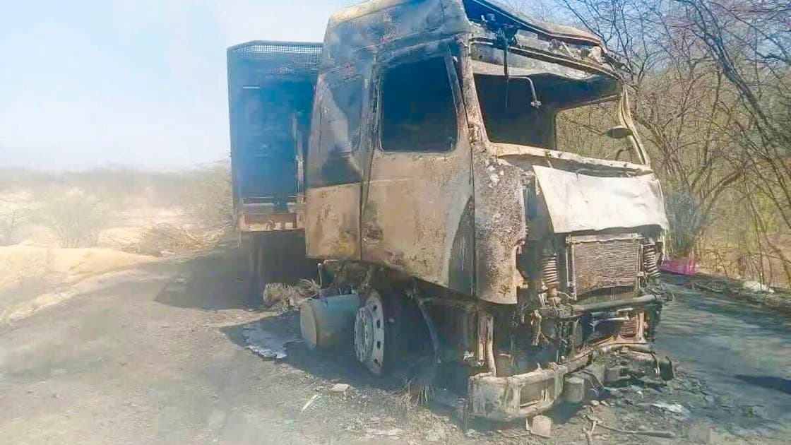 اليمن : وفاة 11 شخصًا بعد تصادم حافلة وشاحنة في أبين