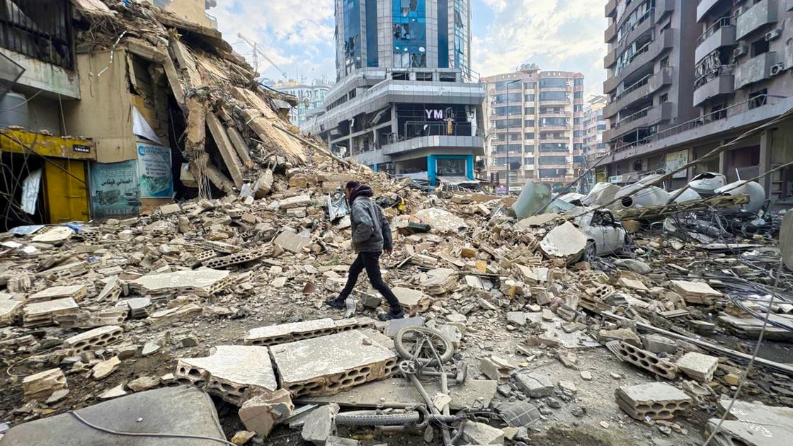 إسرائيل تهدد بضرب مقرات القرض الحسن في لبنان