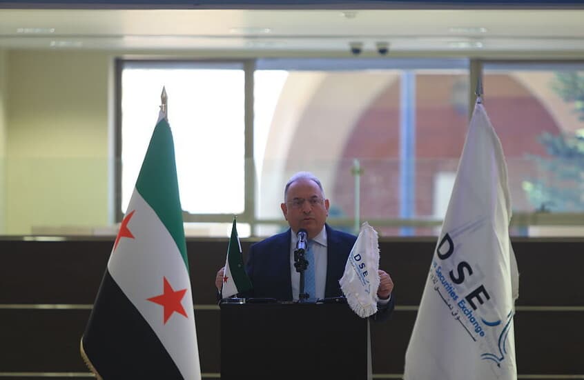 Ministro de Finanzas sirio: la donación qatarí-saudí ha contribuido a cubrir los salarios de los empleados y a fortalecer la estabilidad