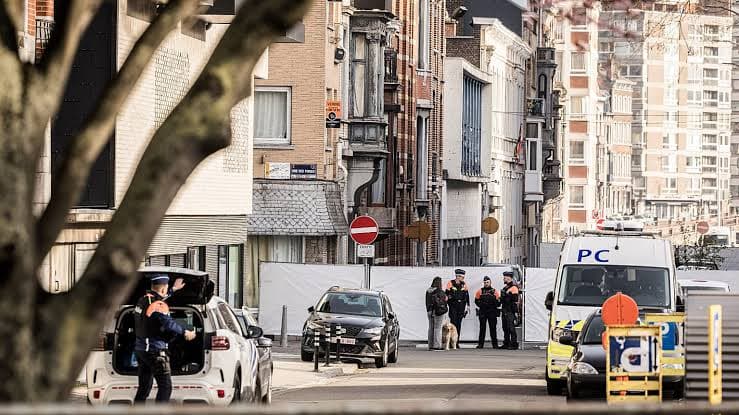 تحقيق في انفجار استهدف كنيسًا يهوديًا في لييج البلجيكية