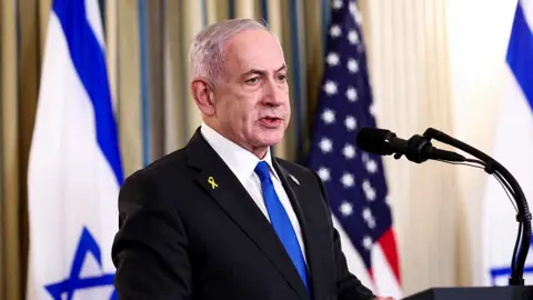 Netanyahu amenaza: quien levante la mano contra nosotros pagará el precio