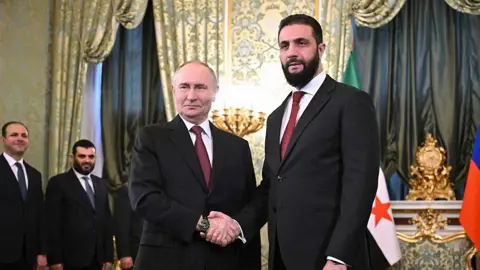 Al-Chara pour Poutine : Nous respectons tous les accords passés entre nos deux pays et nous cherchons à réorganiser les relations