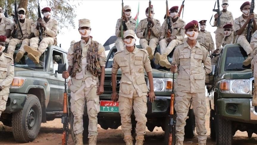 Vorwürfe gegen die Rapid Support Forces wegen der Inhaftierung von Tausenden von Zivilisten und Militärs unter katastrophalen Bedingungen in Darfur
